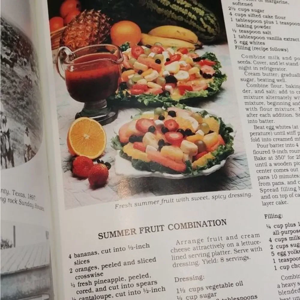 Vintage‎ Southern Heritage Companys Coming Cookbook